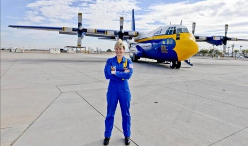 Higgins in front of the Blue Angels C-130, Fat Albert
