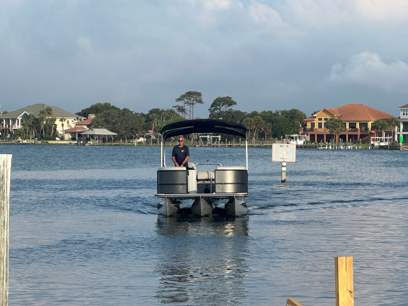 Pensacola Tritoon rental