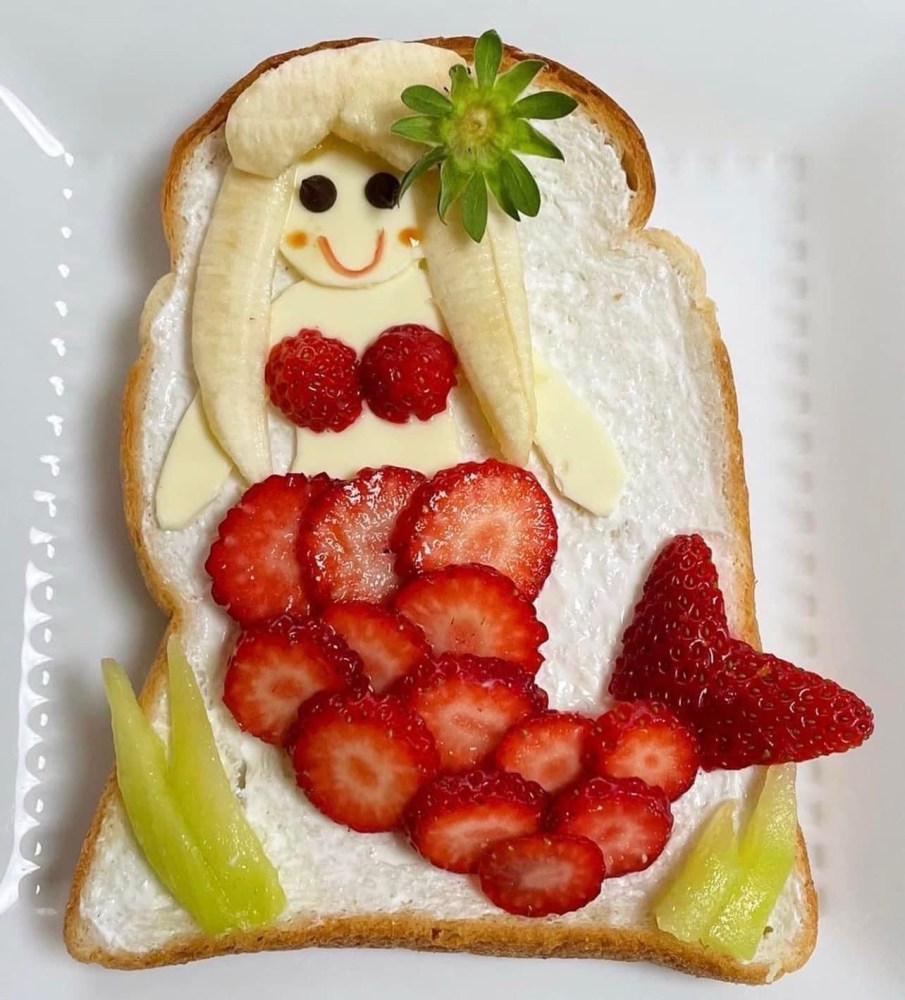 Mermaid sandwich snack